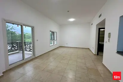 Spacious 3 + maid | Chiller Free | Vacant | Prime