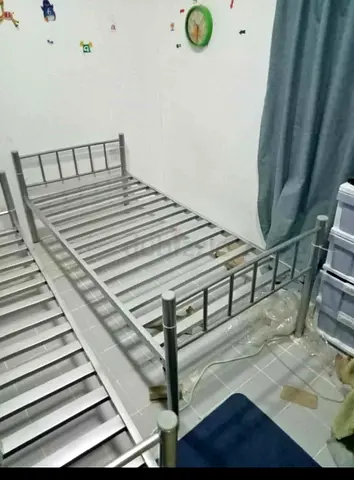 New single metal bed frame (silver)