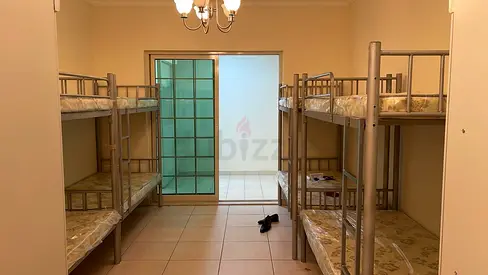 Premium BED SPACE for LADIES in KARAMA DUBAI