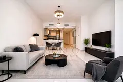 Vacant | Largest 1BR Layout | With Appliances