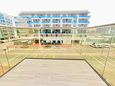 LUXURY LIVING SPACIOUS 1 BEDROOM APARTMENT WITH 2 BATHROOMS BUILT IN WADROBS GYM POOL PARKING FREE ON PRIME LOCATION CONTACT US NOW