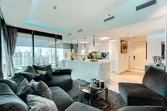 Corner Unit | Vacant On Transfer | Island Kitchen