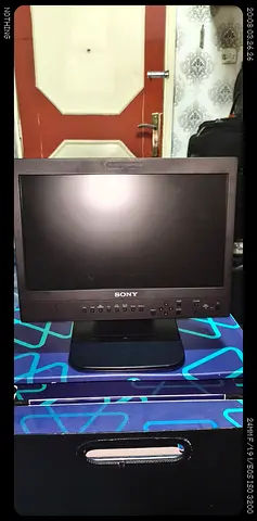 Sony professional Field monitor 15 inch’s/ travel case