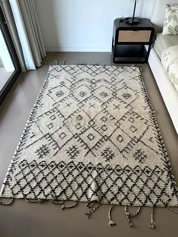 Crate  Barrel natural wool rug