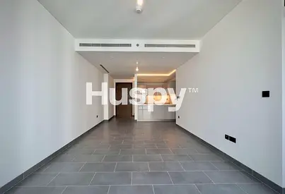 Maids Room | Lagoon View | High Floor