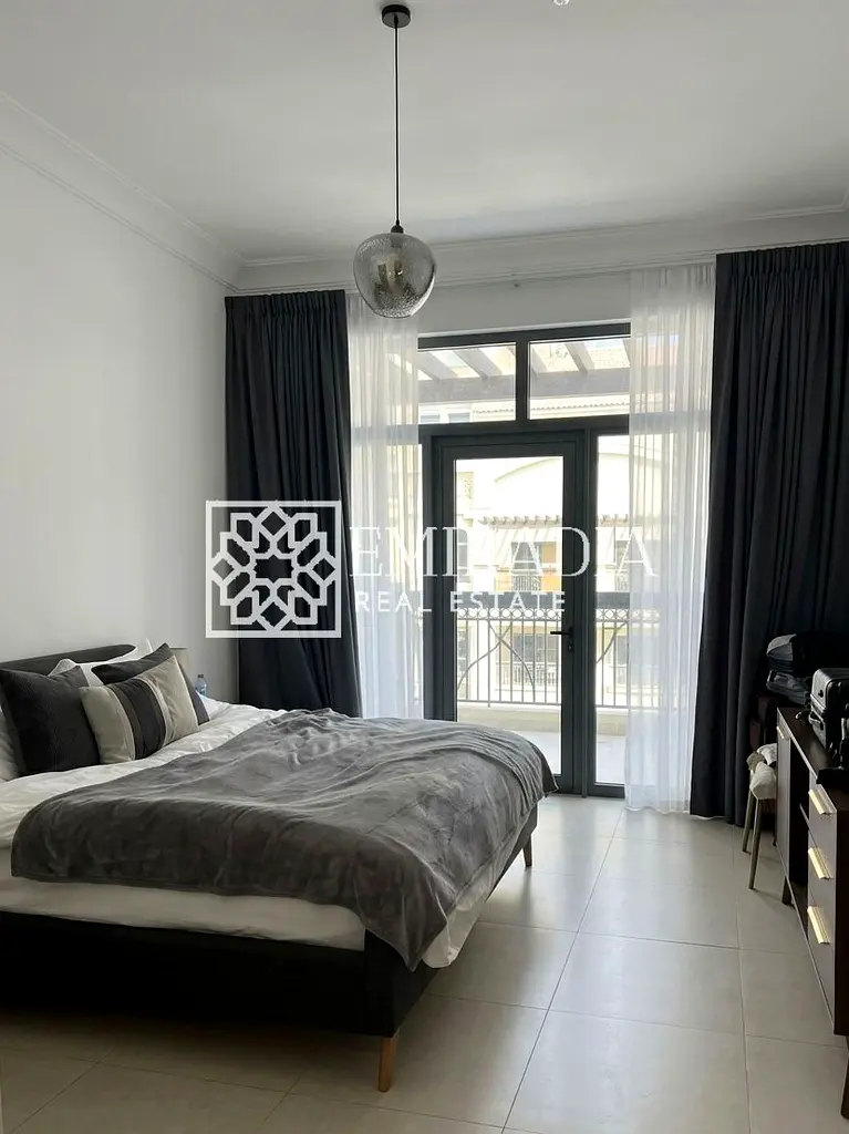 HOT DEAL | Beautiful 1BR with upgraded Washroom | Ferrari World View | Great Investment