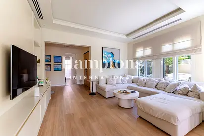 Elegant - Modern villa I Upgraded I Corner unit