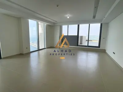 Penthouse Best Deal With 360D View of SEA and JBR