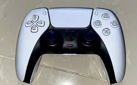 PlayStation 5 DualSense Controller