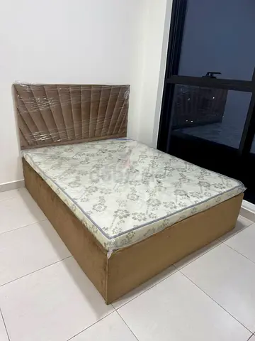 Single Brand New Queen size bed with medical mattress good quality Queen bed storage double bed