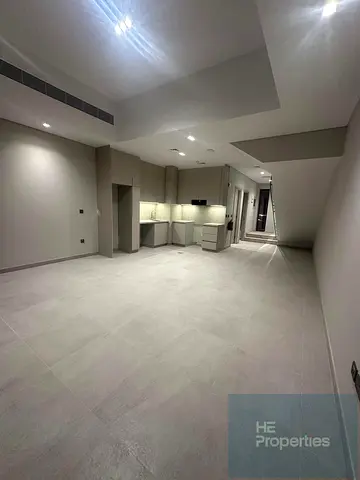 LARGE LAYOUT | PRIME TOWNHOUSE | READY TO MOVE