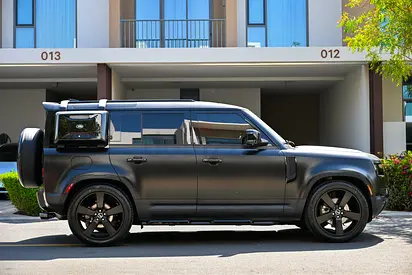 2024 Land Rover Defender Full Option S P300