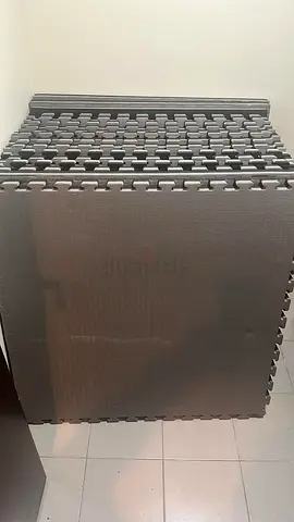 Interlocking grey foam floor mats - good condition