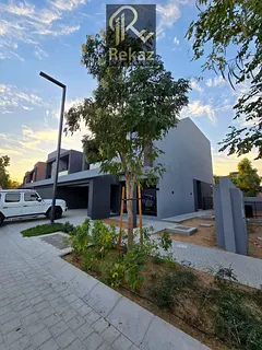 Brand New | Ready 4BR +Majlis Villa | Robinia