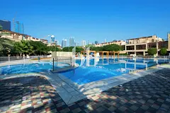 4 Bedroom Townhouse | Next to pool | Tenanted