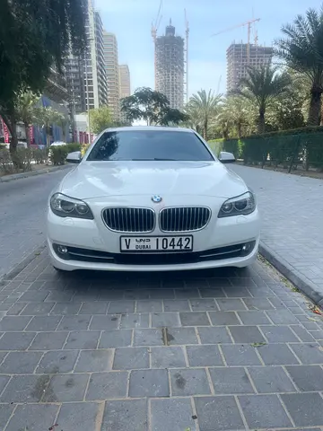 BMW 5-Series 530i
