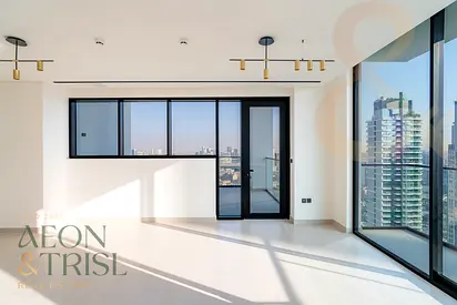 Rented I 3BR | Cash Buyer I Corner | High Floor