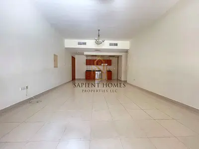 Spacious Layout ! Ready to Move ! Balcony