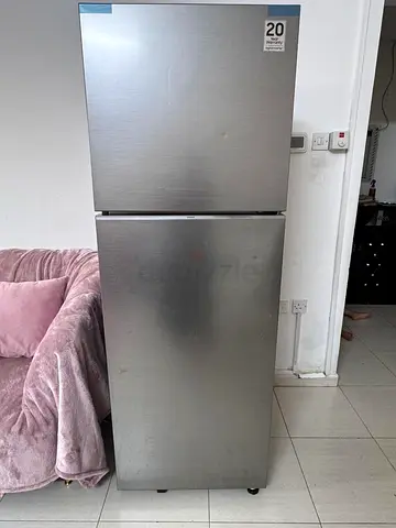 Samsung stainless steel top-freezer refrigerator - good working condition