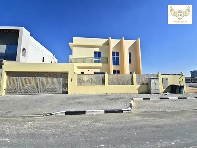 Limited Availability! 6 Bedrooms Villa- Open To Offers