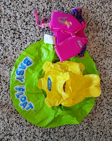 Baby float and baby swim vest