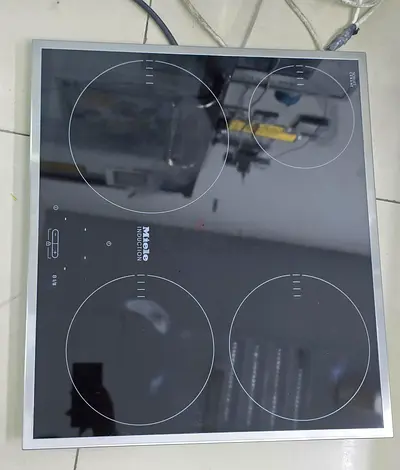 Miele built in Induction Cooktop with Four Burners