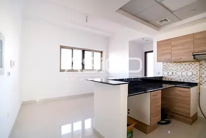Spacious 1BR | Spanish Tower | Sports City