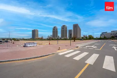 PRIME LIWAN PLOTS FOR SALE | BUILD 2 UNITS
