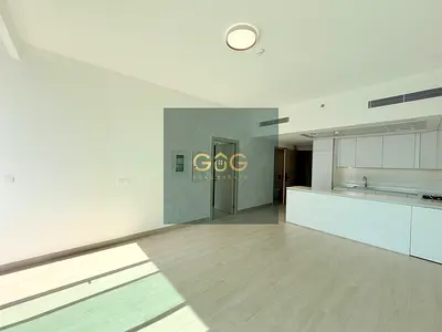 Brand New || High Floor || Park View