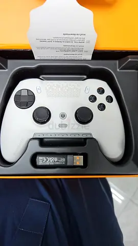 Scuf Envision Pro Wireless Gaming Controller for PC (601-178-03-062-NA) White