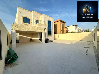 فيلا بسعر شامل كهرباء ومياه ومكيفات على الشارع الرئيسي جاهزة للسكن في أرقي مناطق عجمان قريب جميع الخدمات تملك حر لجميع الجنسيات للبيع فيلا فاخرة في