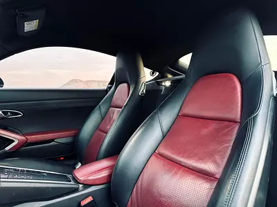 صورة مصغرة 8 لـ 2018 Porsche 718