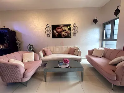 Stylish Pink and white Sofa set with cushions