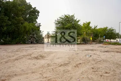 Corner Plot | On Main Road | G+1 | GCC Nationals Only
