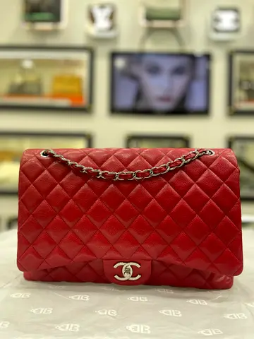 Chanel Red Caviar Leather Maxi Classic Double Flap Shoulder Bag (Authentic/PreOwned)