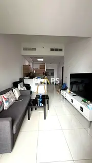 Exclusive 1BR I Spacious Layout I Unfurnished
