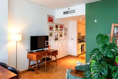 Vacant Unit | Upgraded and Fully Furnished