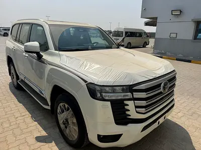 Toyota Land Cruiser GXR 4.0L - 2026 - GCC Specs - Brand New!