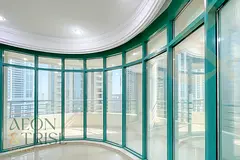 Spacious 3 Bedroom | With Balcony | Near Tram