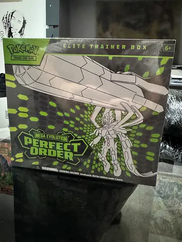 Pokémon Perfect Order Elite Trainer Box