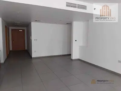 PRIME LOCATION| NEAR METRO|VACANT