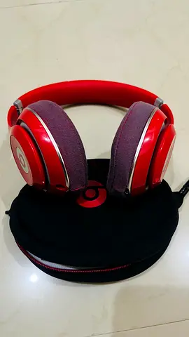 Beats Studio 2 Wireless headphones  (Musaffah Abu Dhabi)