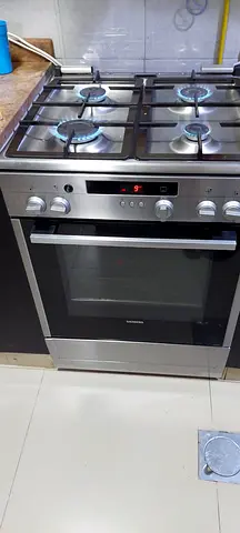 Samsung Gas Cooker with Gas Oven 4 burner FREE DELIVERY+WARRANTY