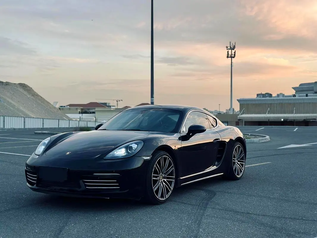 Porsche 718 2018 — photo 1 of 9