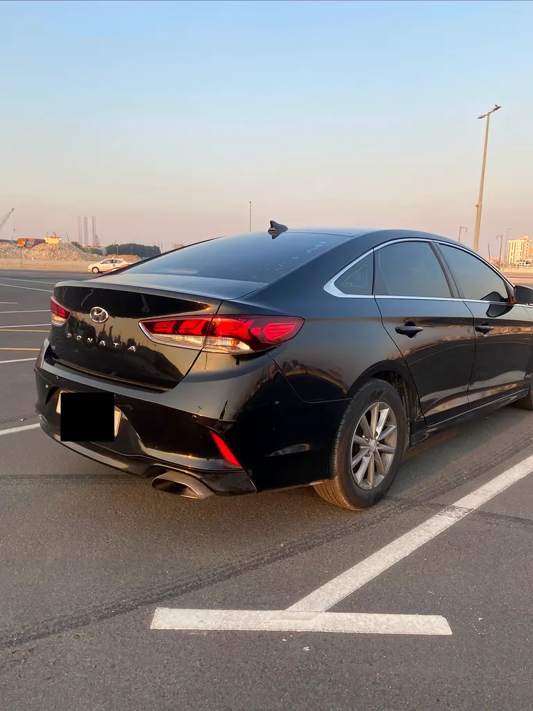Hyundai Sonata 2019 — photo 1 of 14