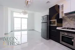Villas View | With Office | Close to Metro