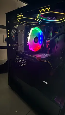 Gaming PC i7-9700 GTX 1650 32GB RAM