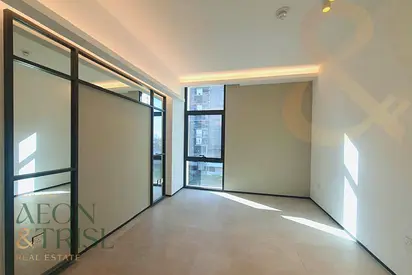 Stylish 2 BR Duplex Apartment | Prime Location