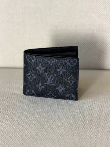 Louis Vuitton wallet for men