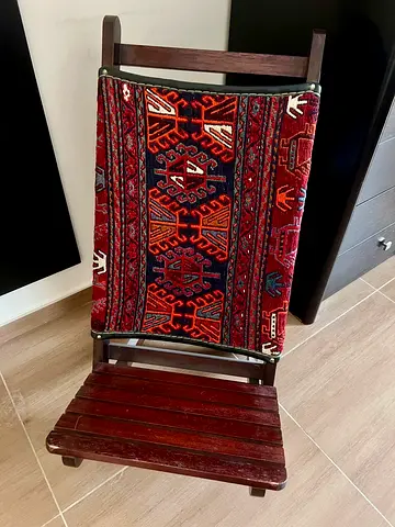 Reduced - Decorative foldable wooden chair with Arabic fabric